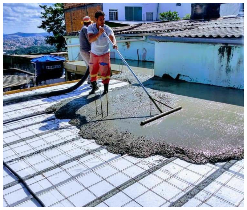 Caminhão de Concreto Concretagem de Laje
