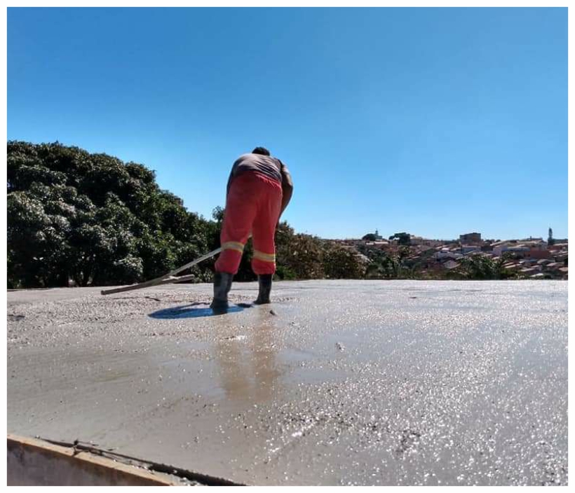 Caminhão de Concreto Concretagem de Laje